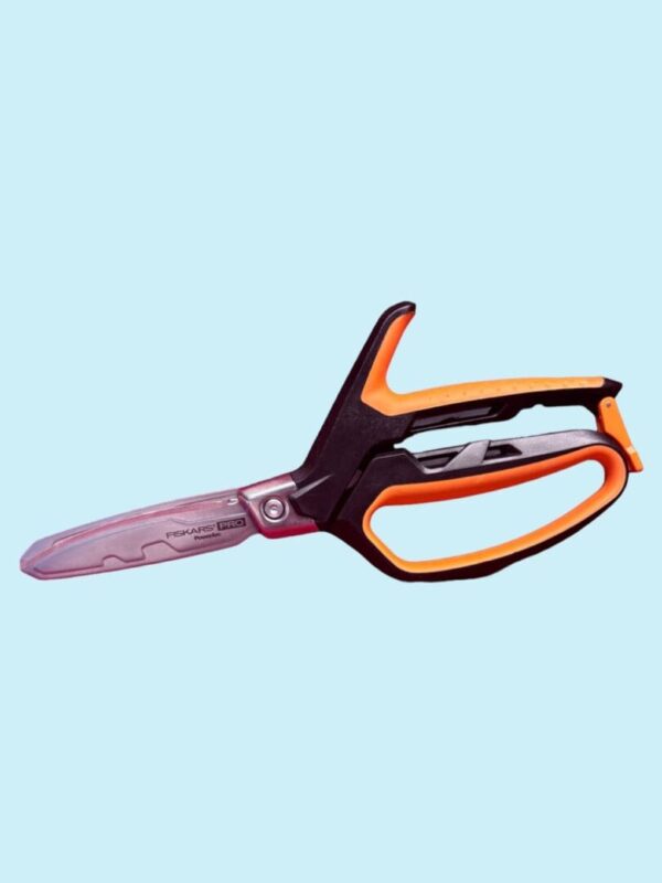 KOXY4977 Orange and black Fiskars Pro shears.