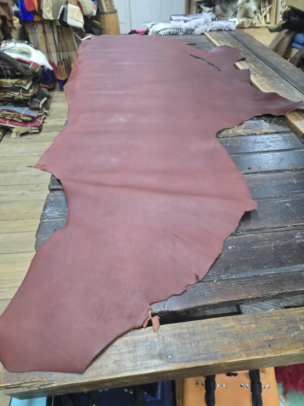 Burgandy Oil Tan Cowhide 4/5 oz. 02-70