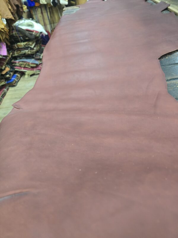 Burgandy Oil Tan Cowhide 4/5 oz. 02-71