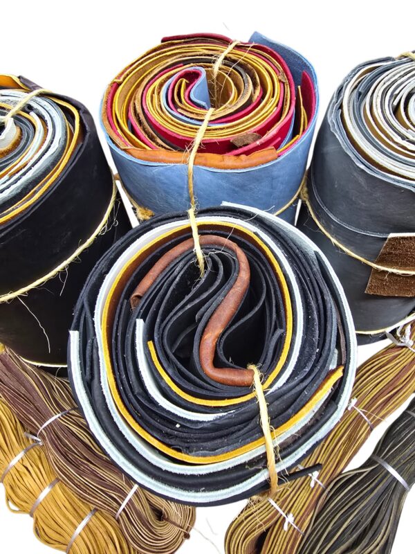 Roll of Leather and Lace  (FRONTROOM)